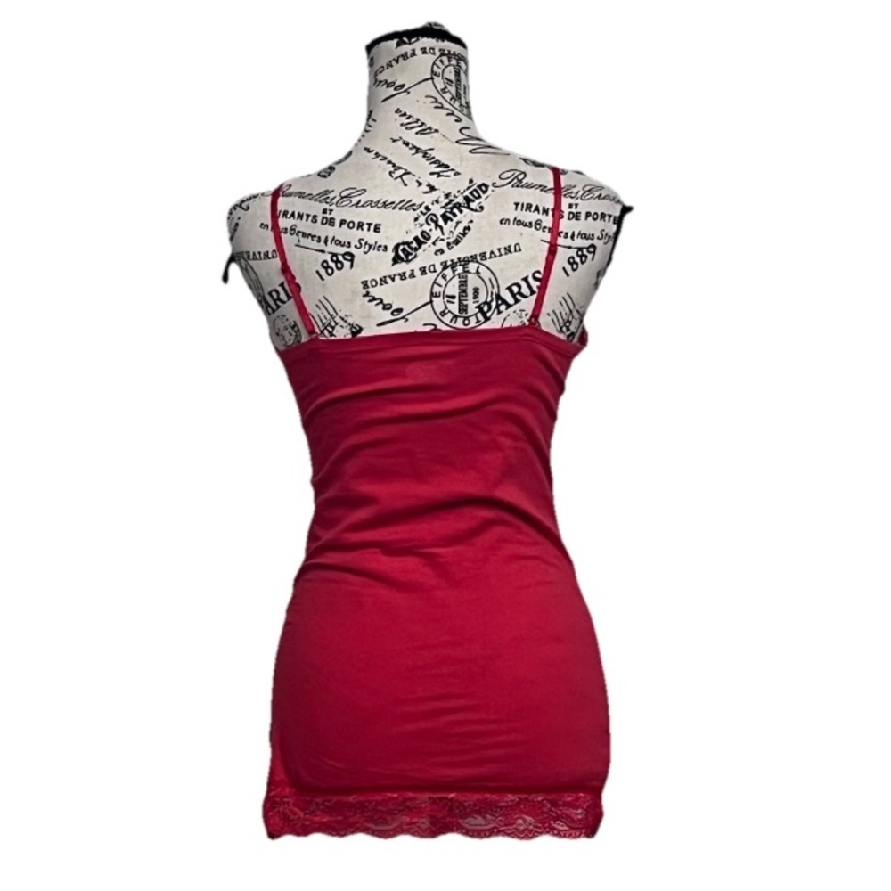 Charlotte Russe Red Lace Trim Y2K Camisole Top M Coquette Grunge Layering Vampy - Picture 5 of 9